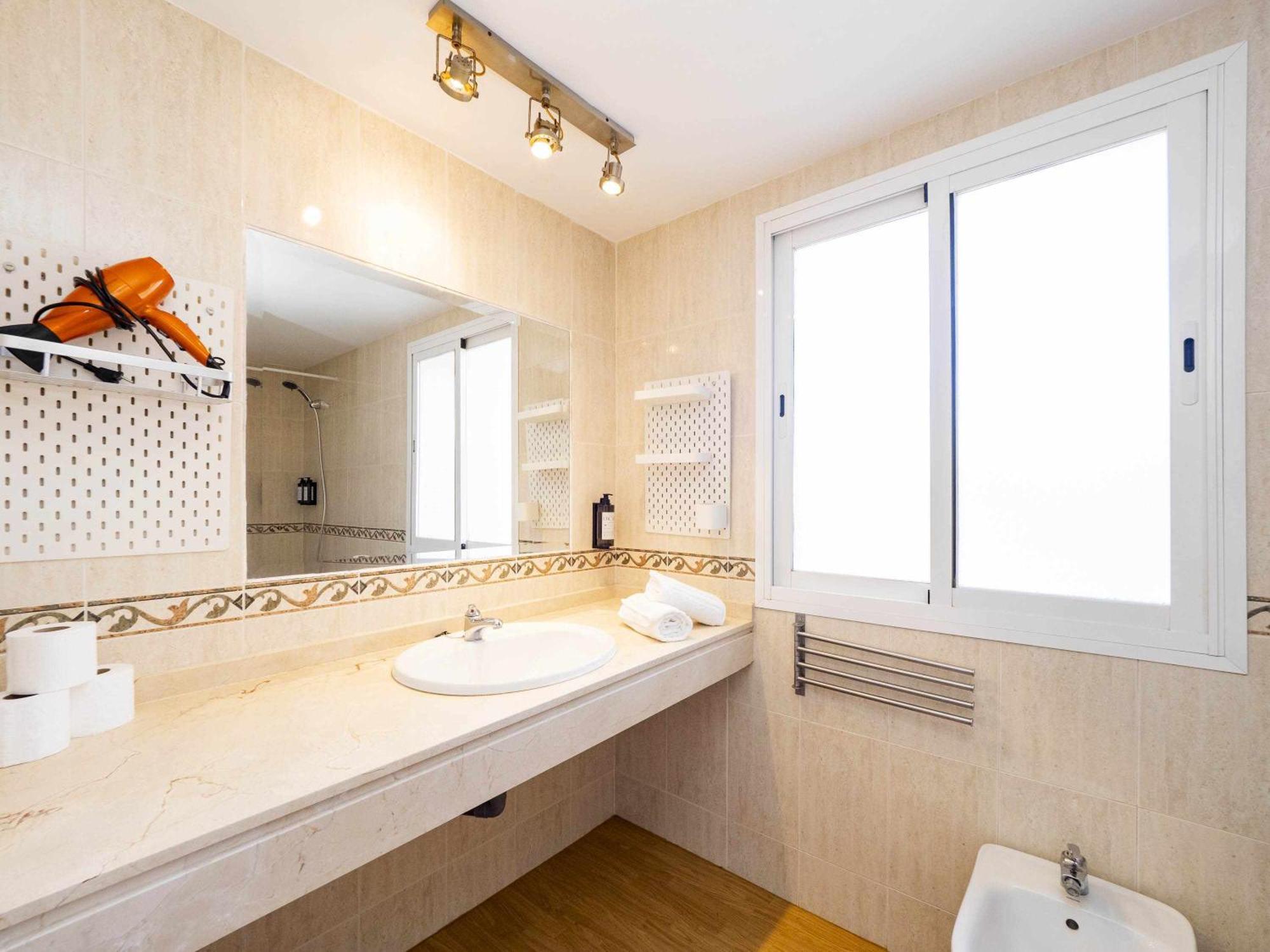 Apartamento Atico Con Vistas Al Mar Piscina Y Parking Málaga Exterior foto