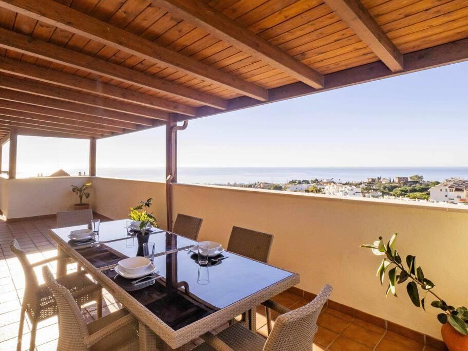 Apartamento Atico Con Vistas Al Mar Piscina Y Parking Málaga Exterior foto